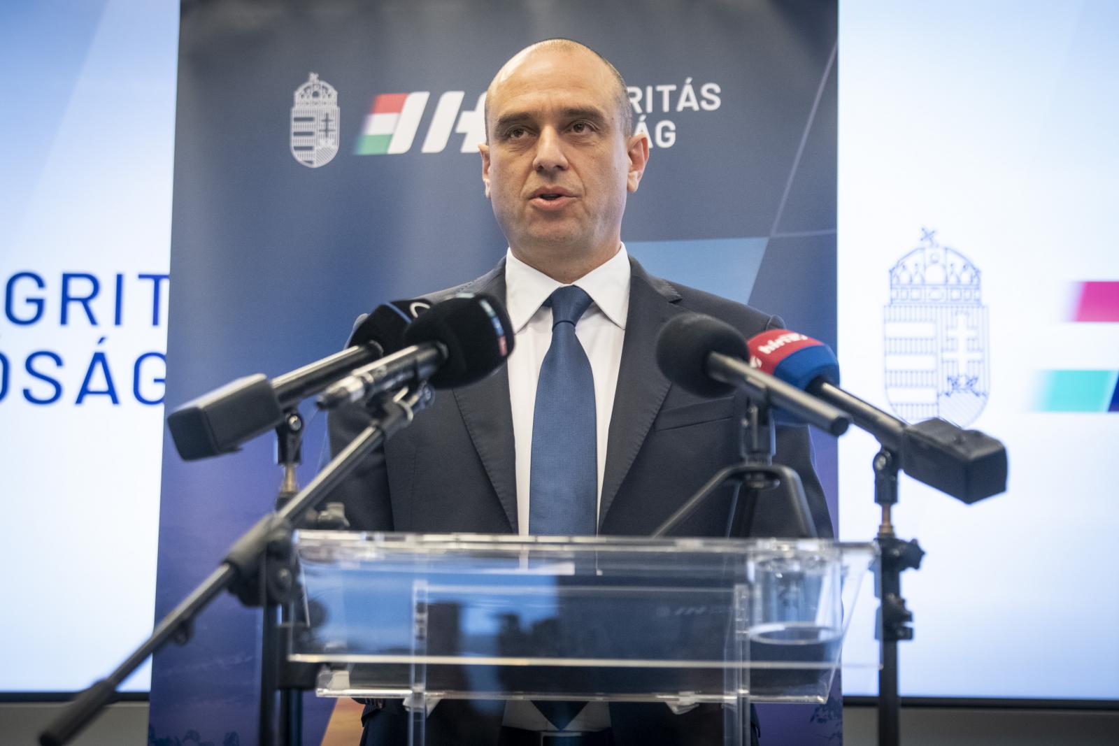 Reagált az Integritás Hatóság elnöke, miután Windisch László kezdeményezte felmentését