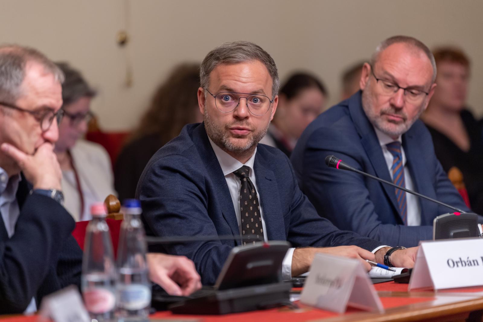 Orbán Balázs lemondott, távozik a Mathias Corvinus Collegium Alapítvány éléről
