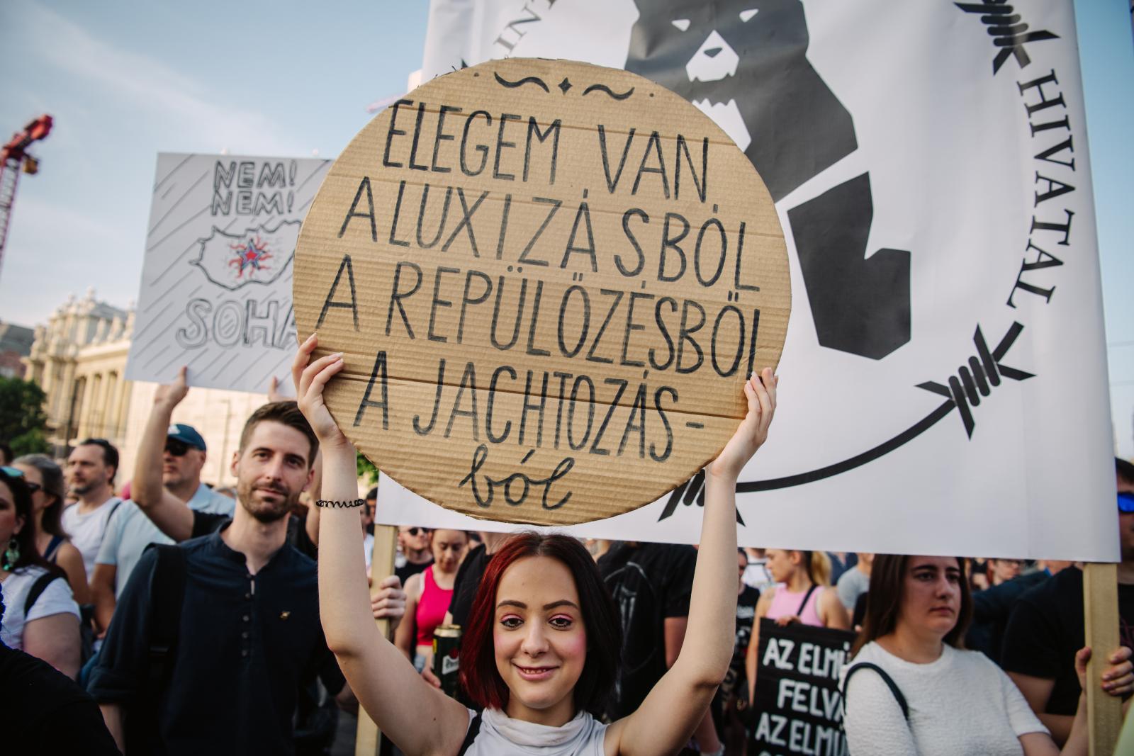 Elkészült a felmérés, még a fideszesek negyede is támogatja a vagyonvisszaszerzési hivatal létrehozását