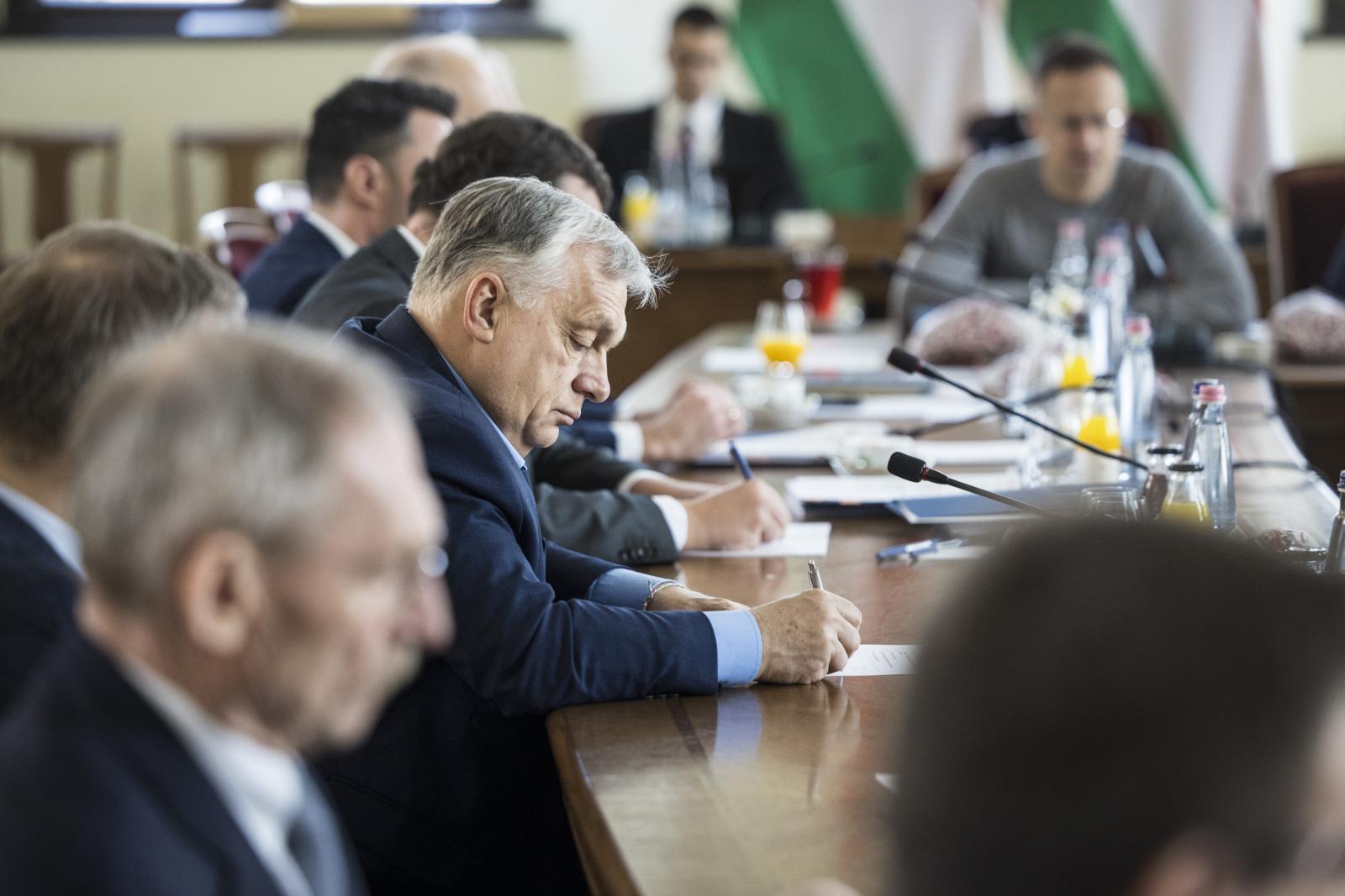 160 milliárd forint közpénz sorsáról döntött az Orbán-kormány törvénytelenül a Transparency International szerint
