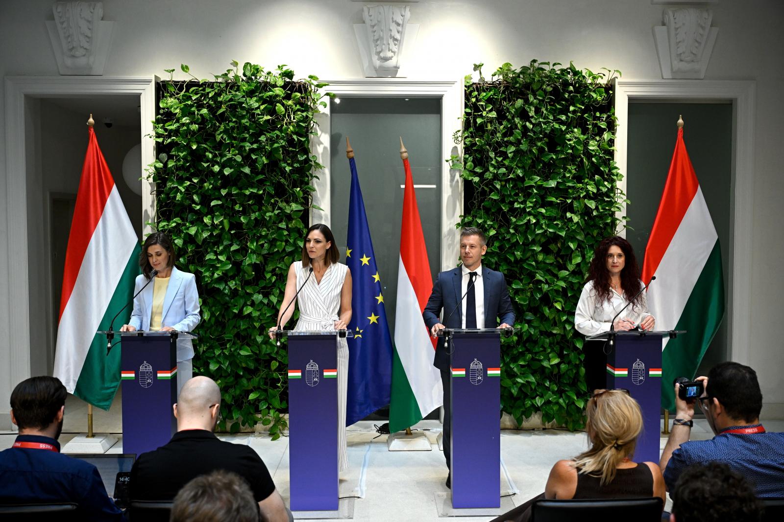 Döntött a Tisza-kormány, 2026. október 22-én elkezdik nyilvánosságra hozni a magyarországi ügynökaktákat