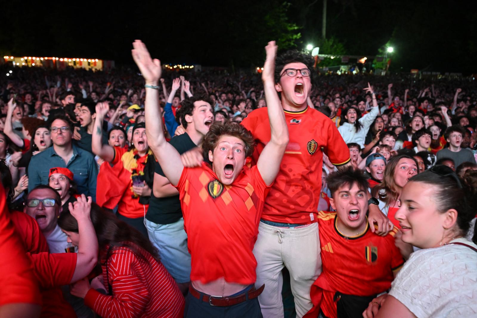 Egyre inkább a tehetősek sportja a szurkolás a futball-világbajnokságokon