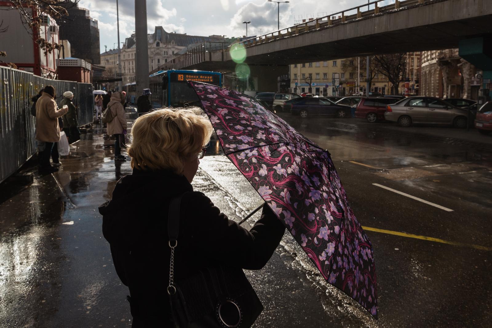 Néhol pénteken is zivatarokra készülhetünk, négy megyére figyelmeztetést adtak ki