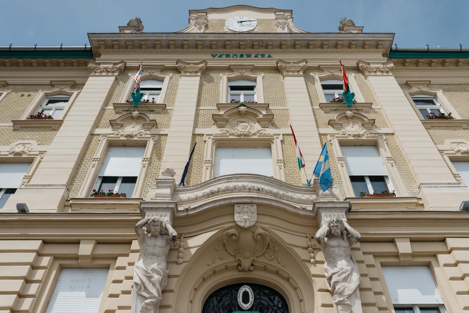 Intézményesített, egyszerre fideszes és MSZP-s korrupcióról vallott Óbuda volt alpolgármestere