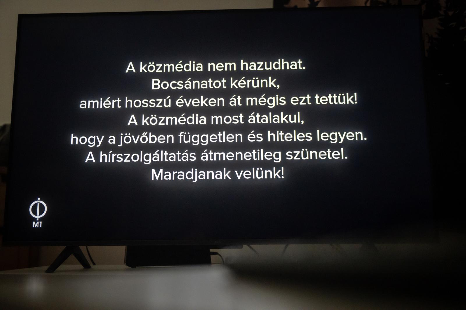 Továbbra is szünetel a hírszolgáltatás a hirado.hu-n, filmeket vetítenek az M1-en