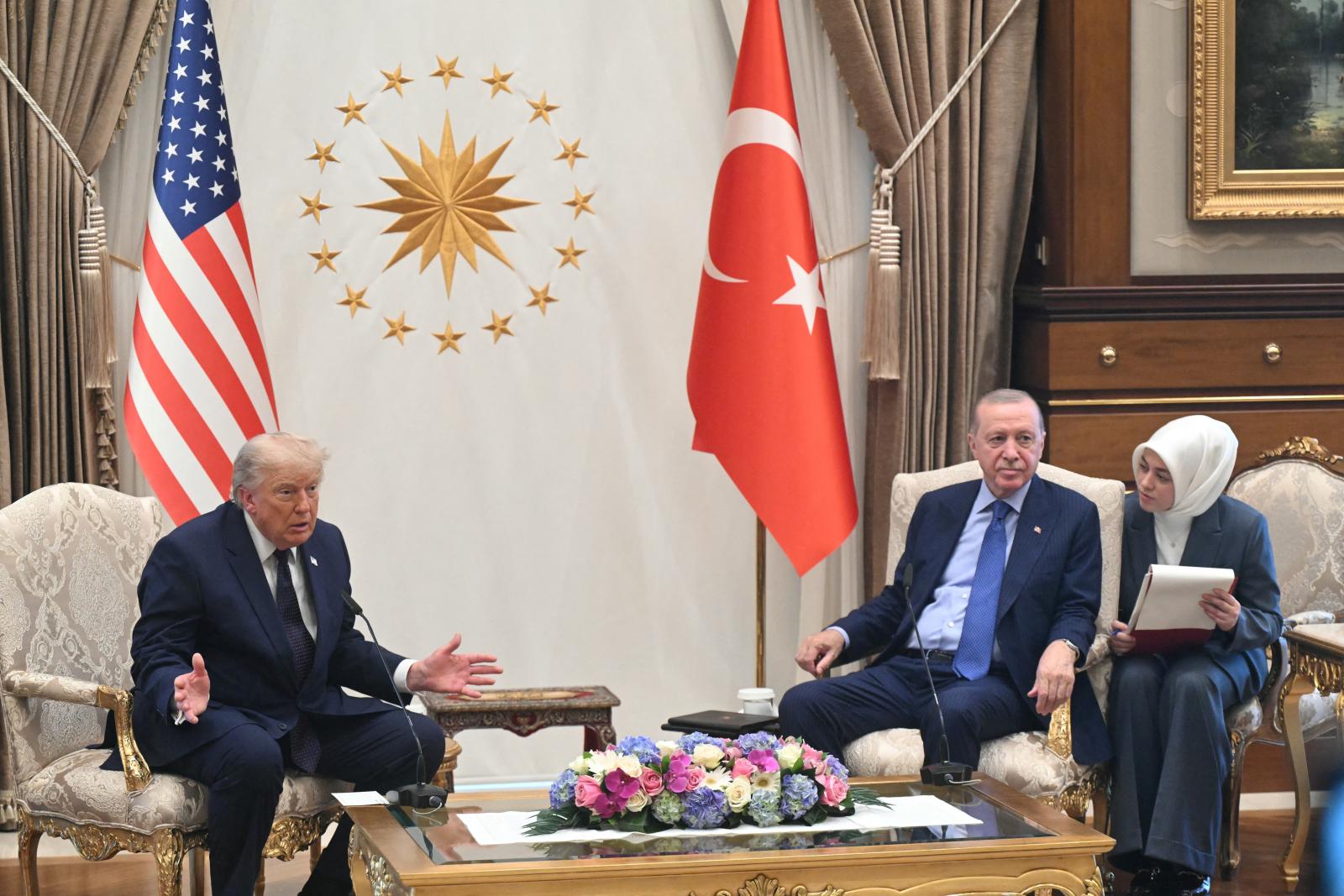 NATO-csúcs: Donald Trump nagyon csalódott a szövetségesekben