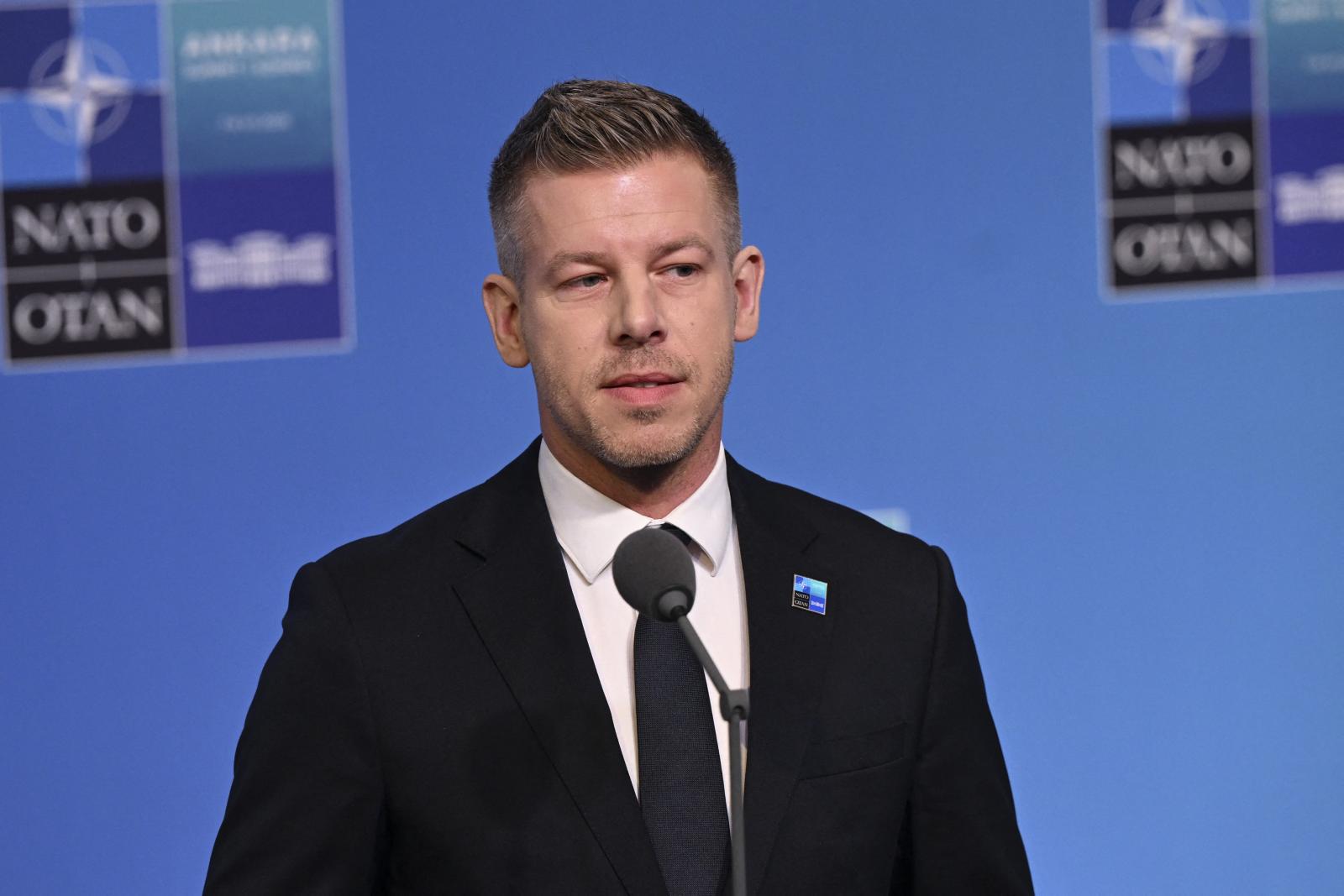 Demokrata: Magyar Péter a puccsal hatalomra juttatott globalista adminisztráció főnépbiztosa