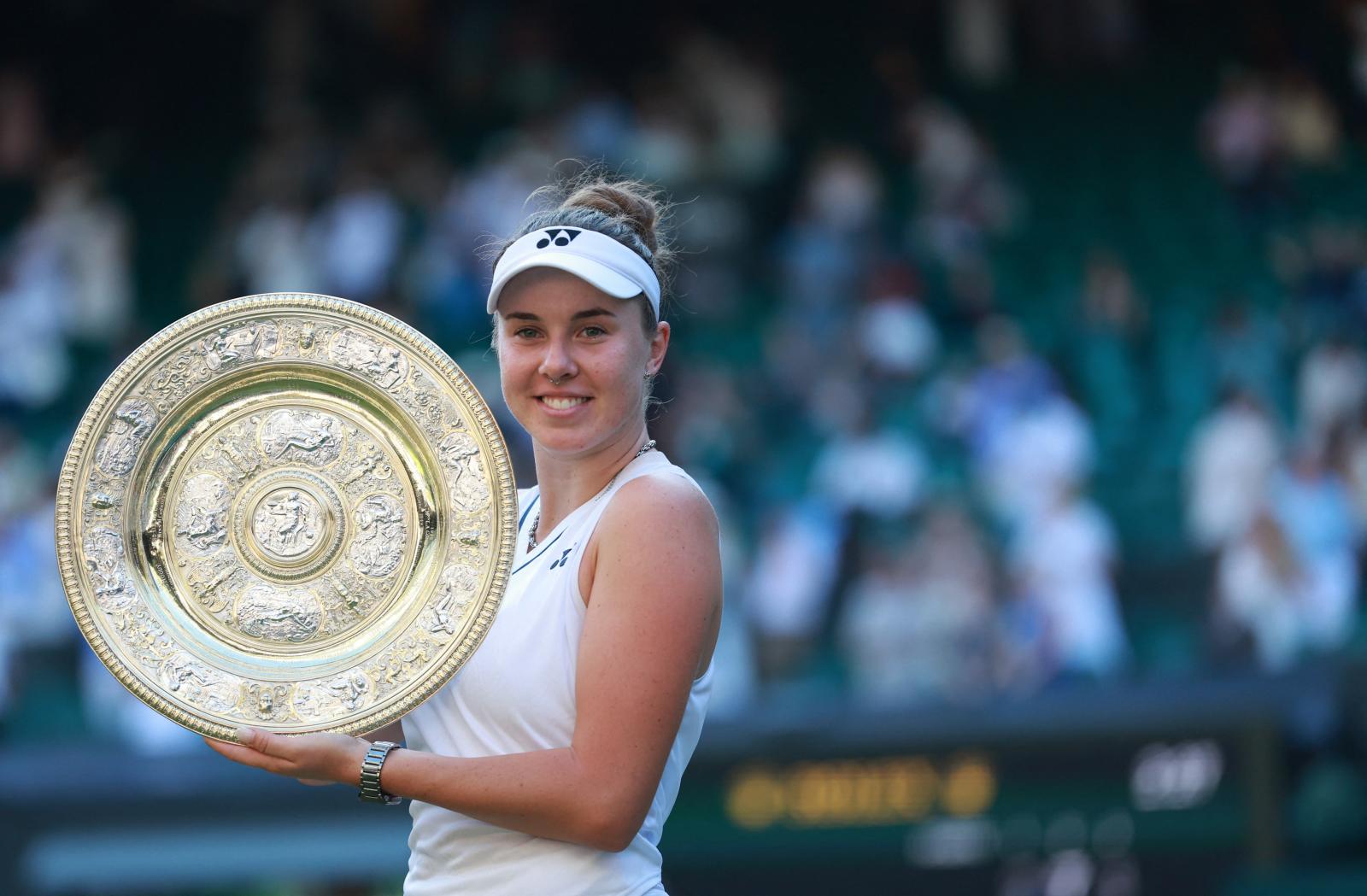 Linda Nosková győzött női egyesben, egy cseh faluból jutott el a wimbledoni bajnoki címig