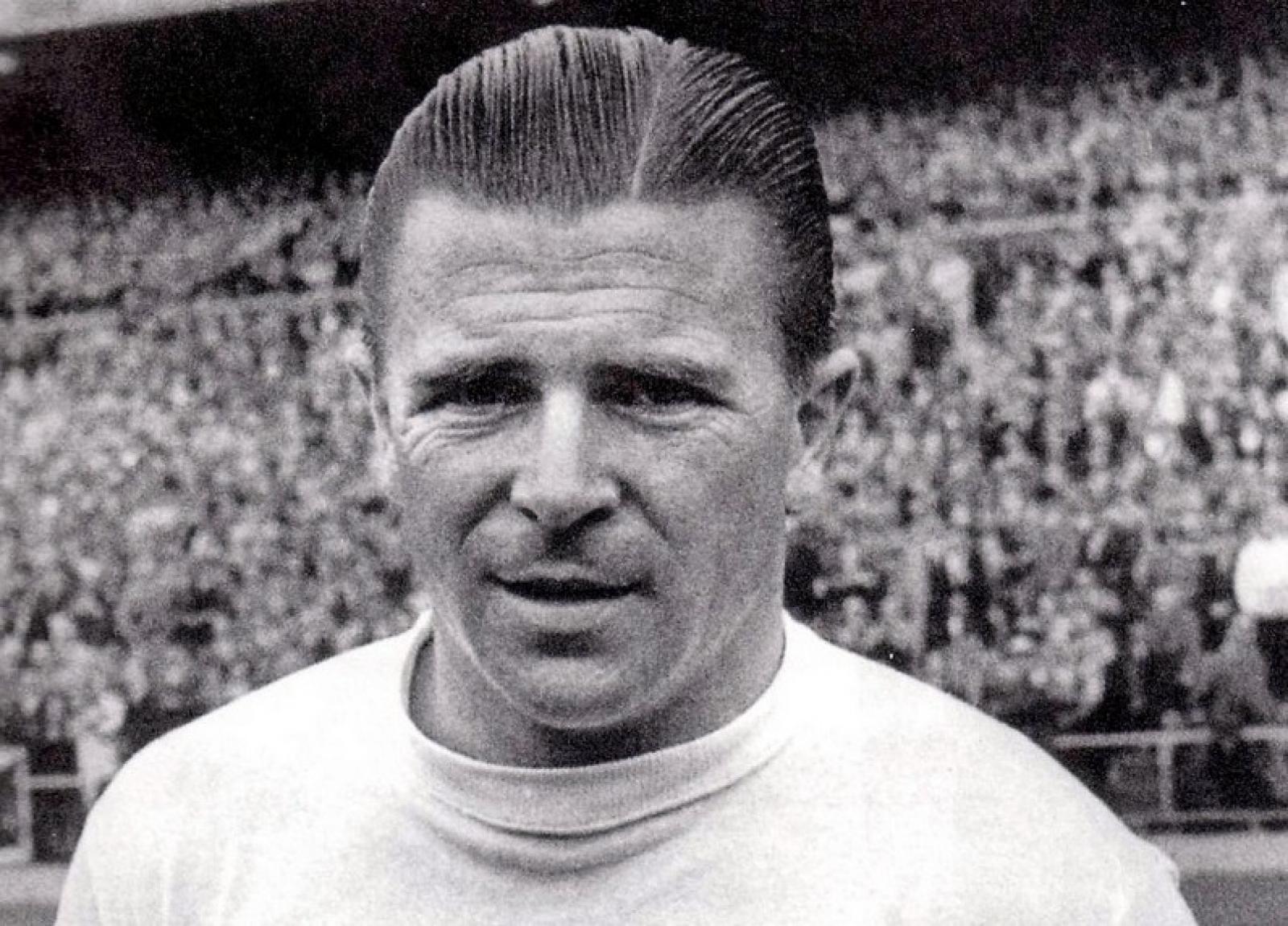 Hatalmas összegért kelhetett el Puskás Ferenc realos meze, amit a Manchester United elleni barátságos meccsen viselt 1960-ban