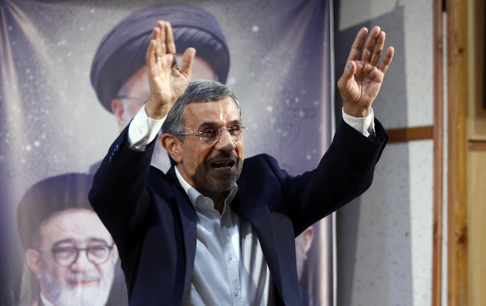 Izraeli művelet része lehetett Ahmadinezsád budapesti látogatása