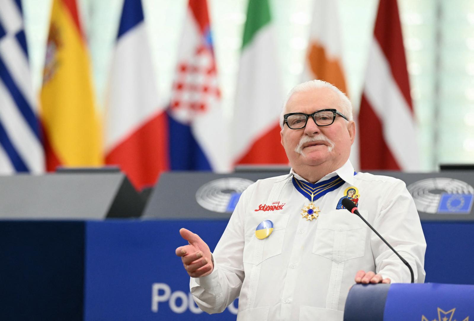 Lech Wałęsa nagy hibának tartja, hogy Magyar Péter még egyetlen politikust sem zárt börtönbe a régi rendszerből