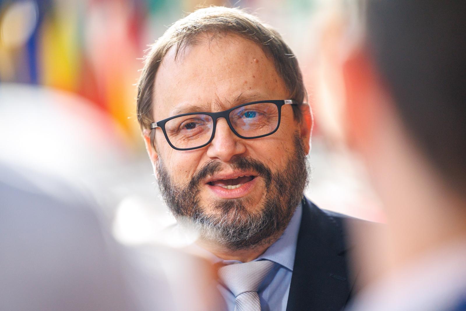 Kármán András: Egyhangú döntéssel fogadták el az EU-s tagállamok pénzügyminiszterei a módosított magyar helyreállítási tervet
