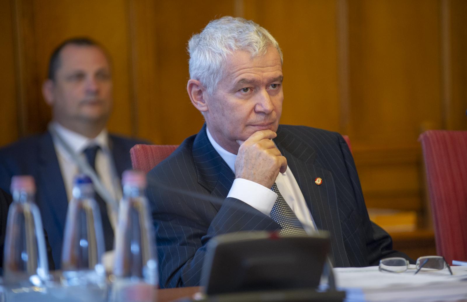 Reagált Gajdos László kijelentéseire Polt Péter, szerinte a politikai értékítélet és a büntetőjogi felelősség kérdése nem mosható össze