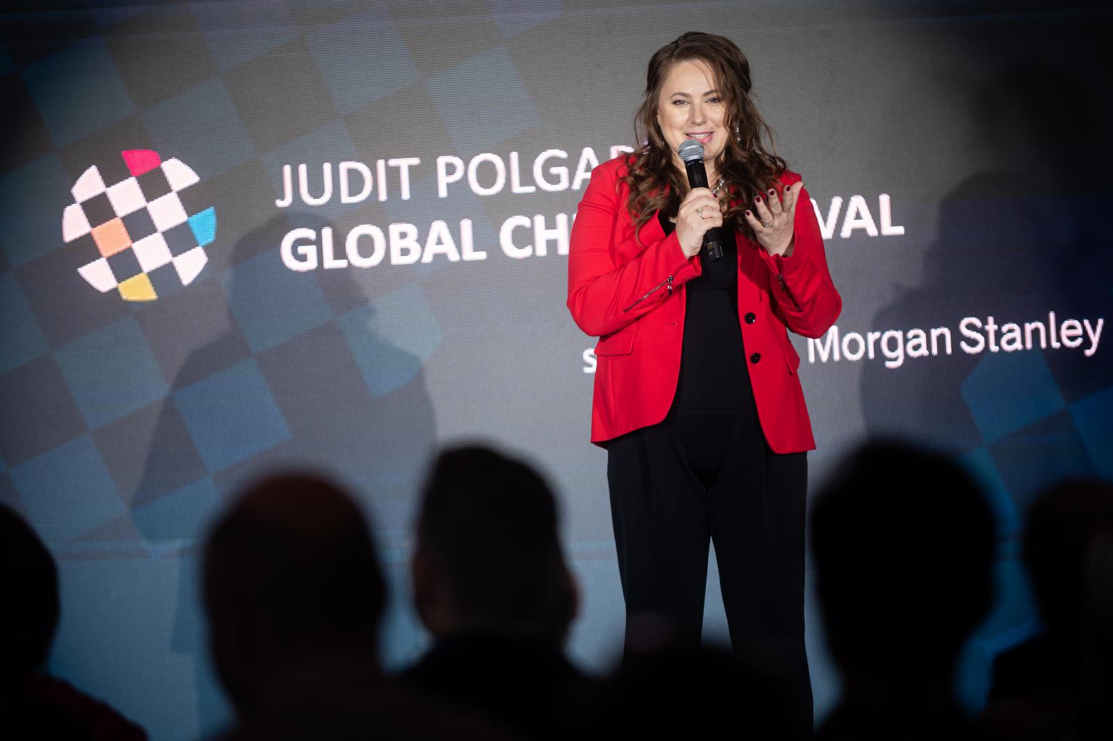 A magyarok relatív többsége ellenezné Polgár Judit felkérését államfőnek, mert sakkozóként nincs politikai tapasztalata, Novák Katalin most valószínűleg kér egy kávét