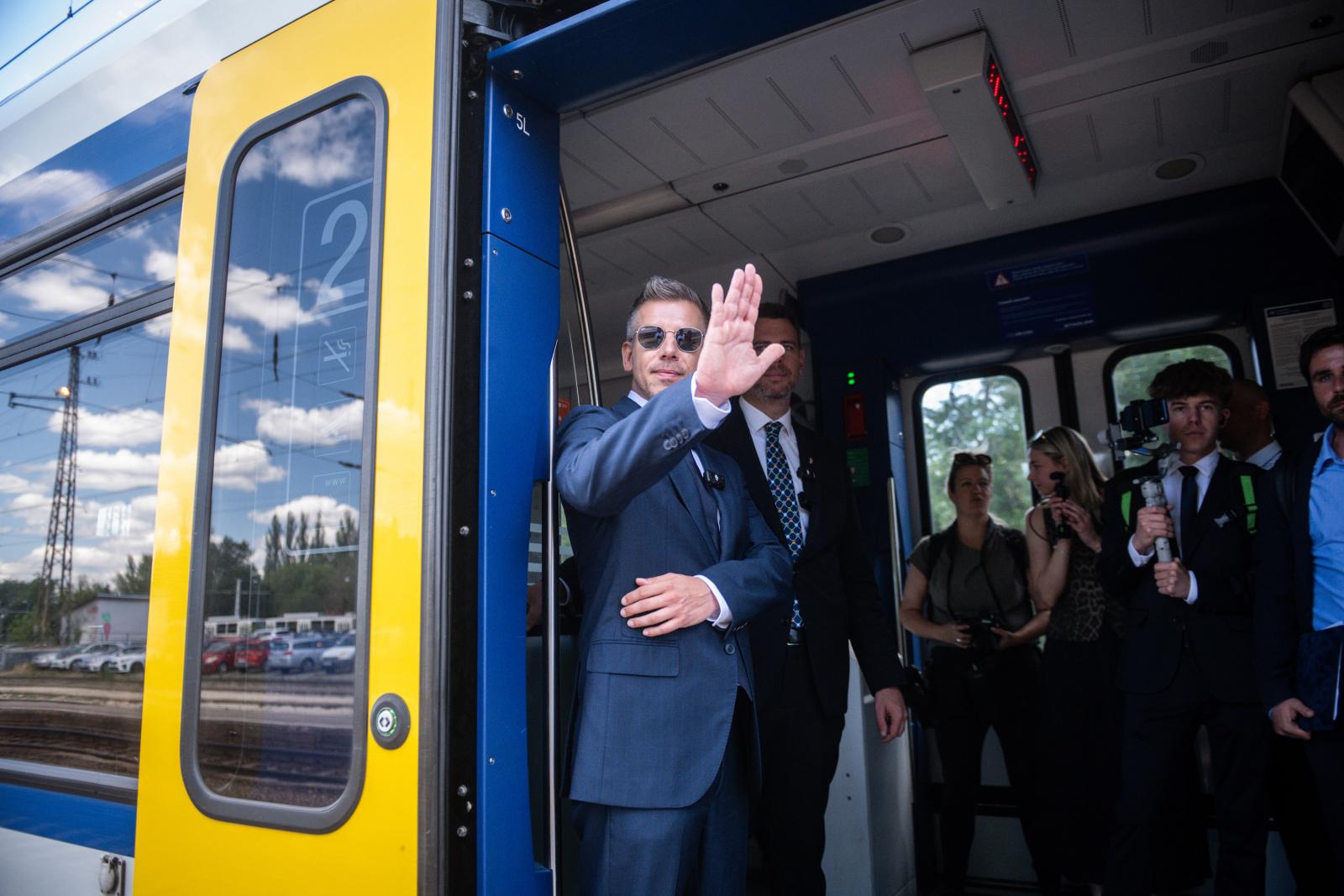 Magyar Pétert már a Terrorelhárítási Központ védi