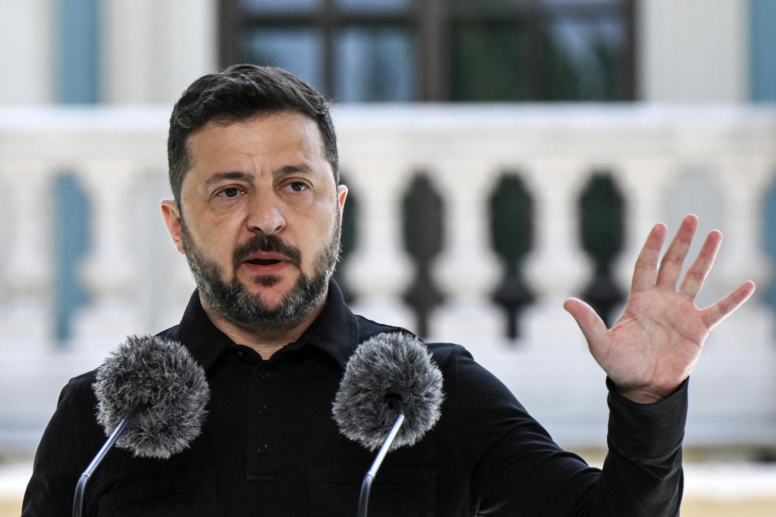 Volodimir Zelenszkij: Nem lett volna szabad megtartani a Kijev melletti védelmi ipari rendezvényt