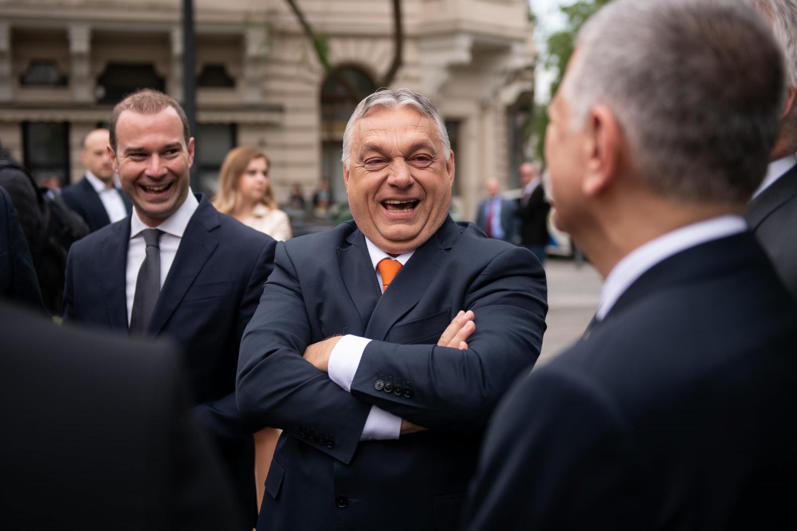 2022. május 2. Orbán Viktor a parlamenti alakuló ülés napján a Batthyány örökmécsesnél