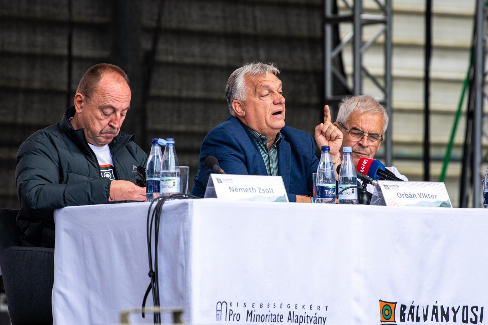 Orbán Viktor: Van egy futballakadémia, amit én alapítottam, ha tehetném, szívesen ott dolgoznék