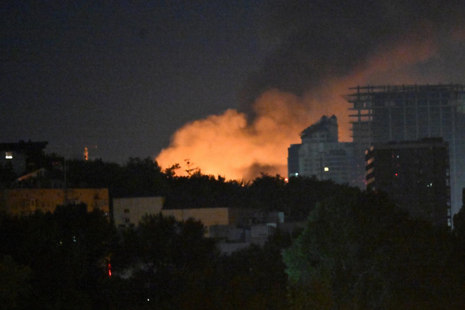Újabb pusztító csapást mértek az oroszok szombat hajnalban Kijevre, eddig kilenc halottról és 27 sebesültről tudni