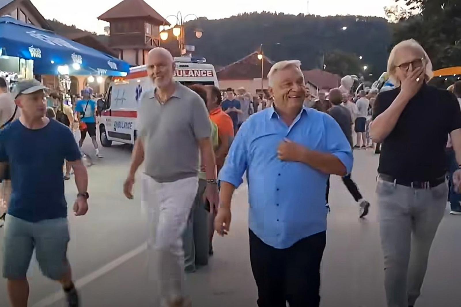 Múlóban a világ dicsősége, miközben Orbán Gučán lazított, az egykori szövetséges Vučić Belgrádban az ellenség Zelenszkijjel tárgyalt