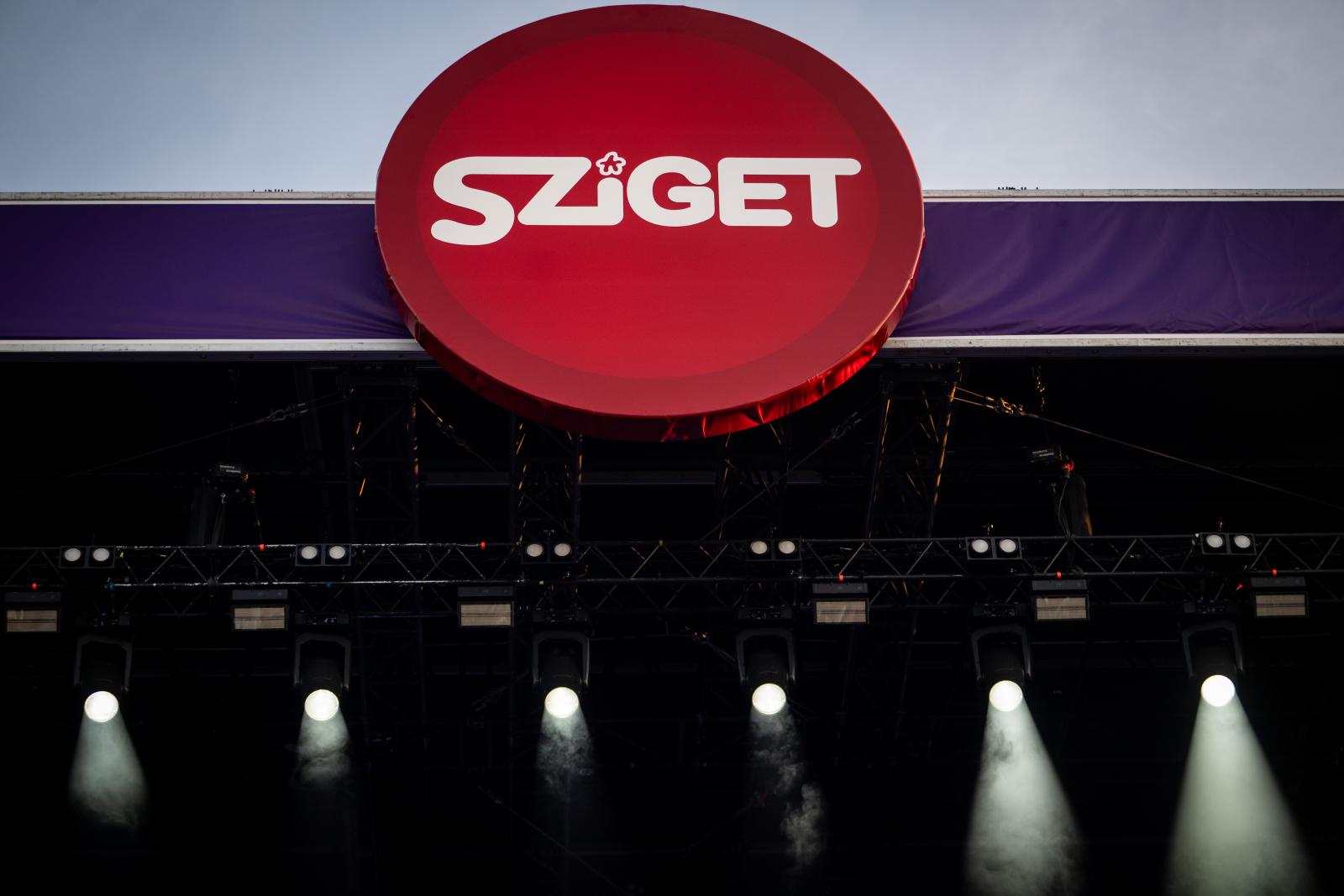 Nyomoz a rendőrség Sebestyén Balázs, alias DJ Oti Sziget-buliján történt droggyanús ügyben