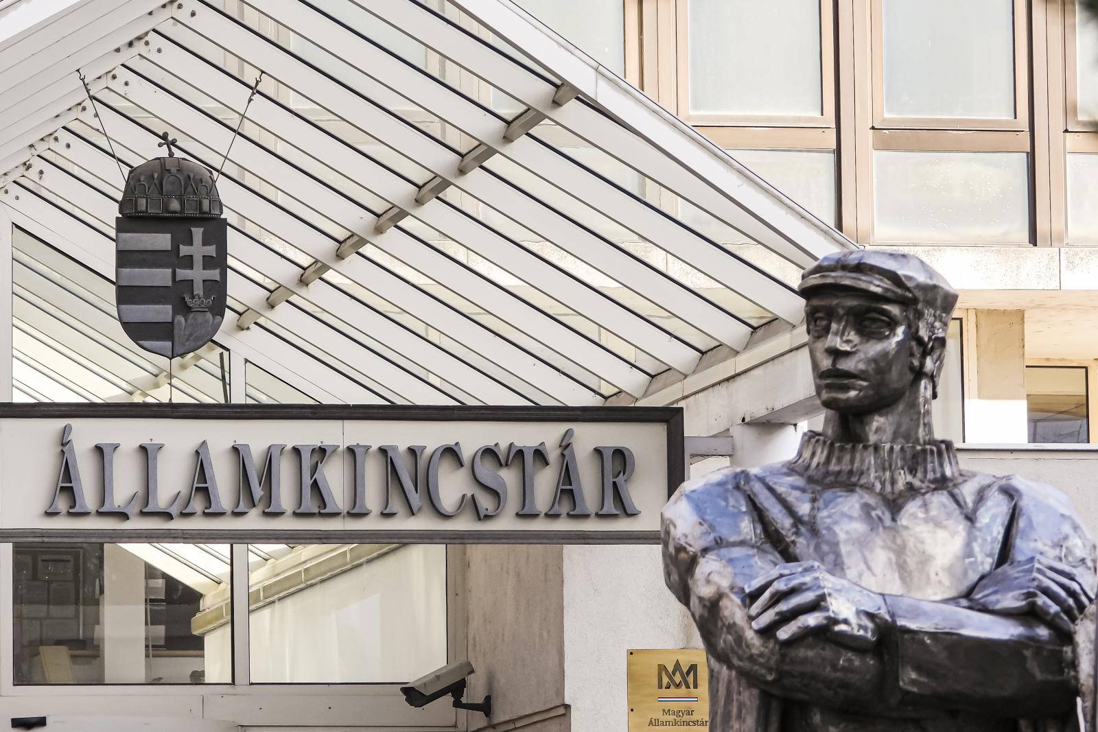 MÁK-kibertámadás: A nyugdíj- és családtámogatási adatbázisokig is eljuthattak a hackerek