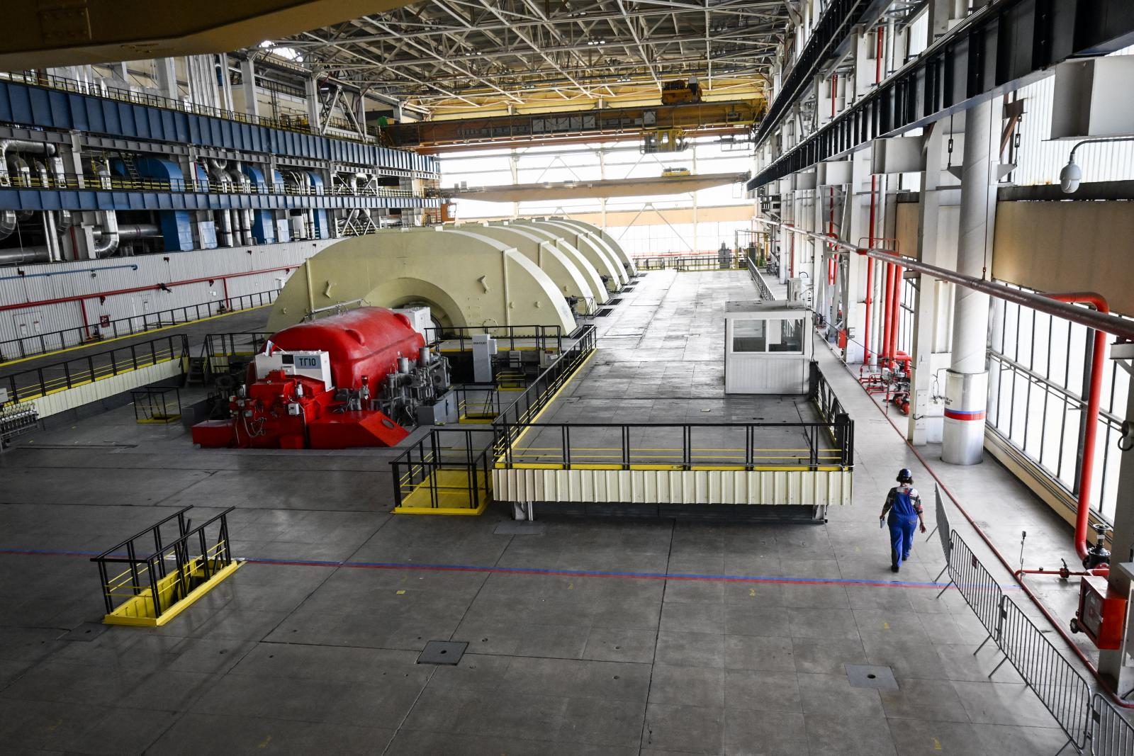Apadó folyók bénítják Európa energiaellátását, több országban visszavágták a termelést