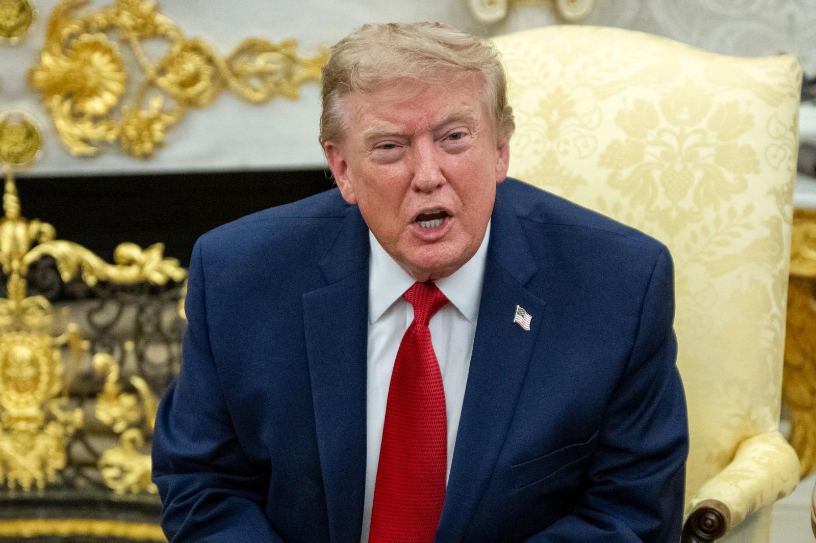 Újabb mélypontra zuhant Donald Trump népszerűsége