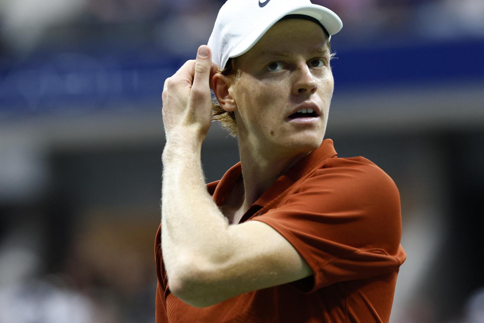 Nem indul a US Openen a férfi világelső
