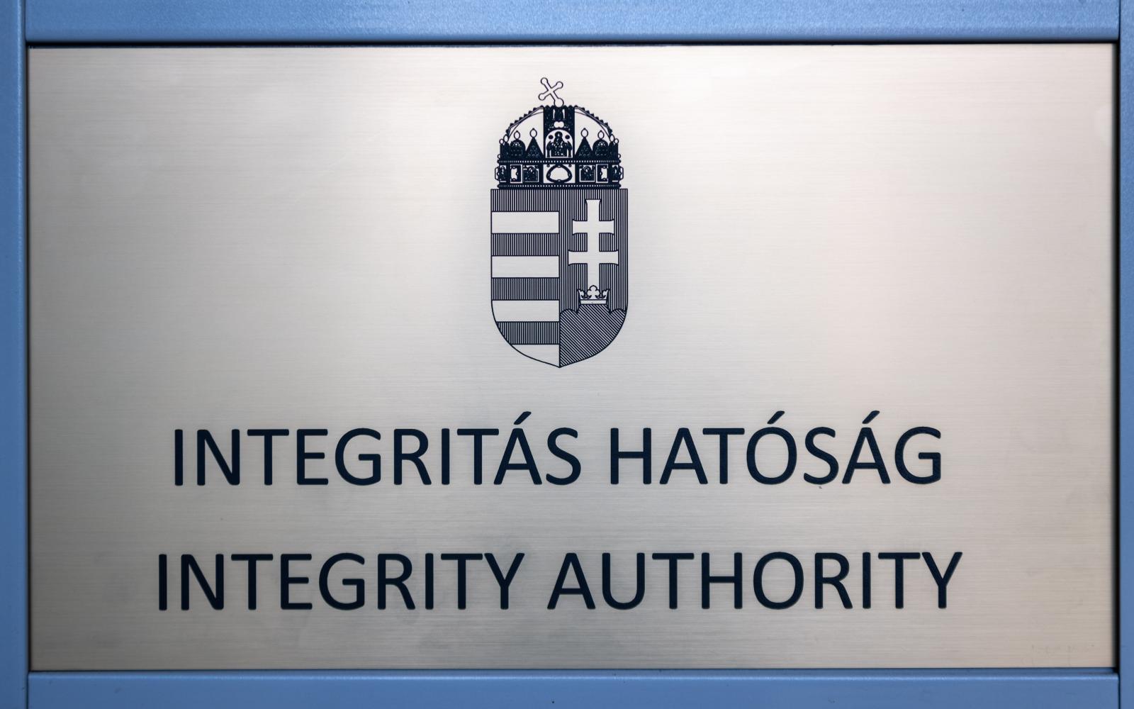Integritás Hatóság: Bárki kezdeményezheti a nyomozás során megszüntetett korrupciós ügyek felülvizsgálatát