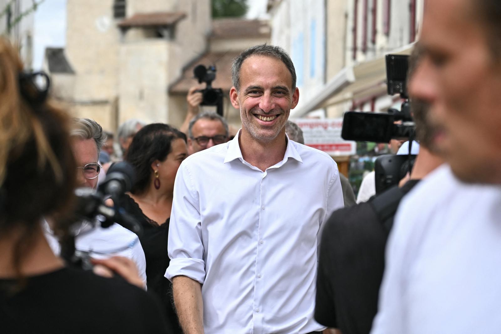 Glucksmann bejelentkezése átrendezi a francia baloldalt, Mélenchon egyelőre előnyben