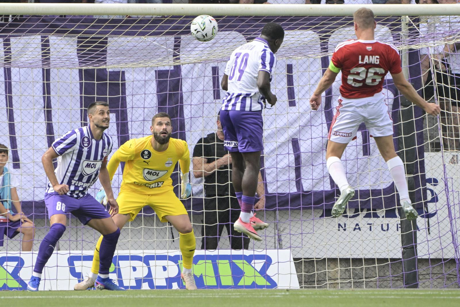Tömegrajzás szombaton a Megyeri úton nem várható, a negyedik kerületben legutóbb – 2023-ban – 3880 néző előtt zajlott az Újpest–Vasas (1:1)