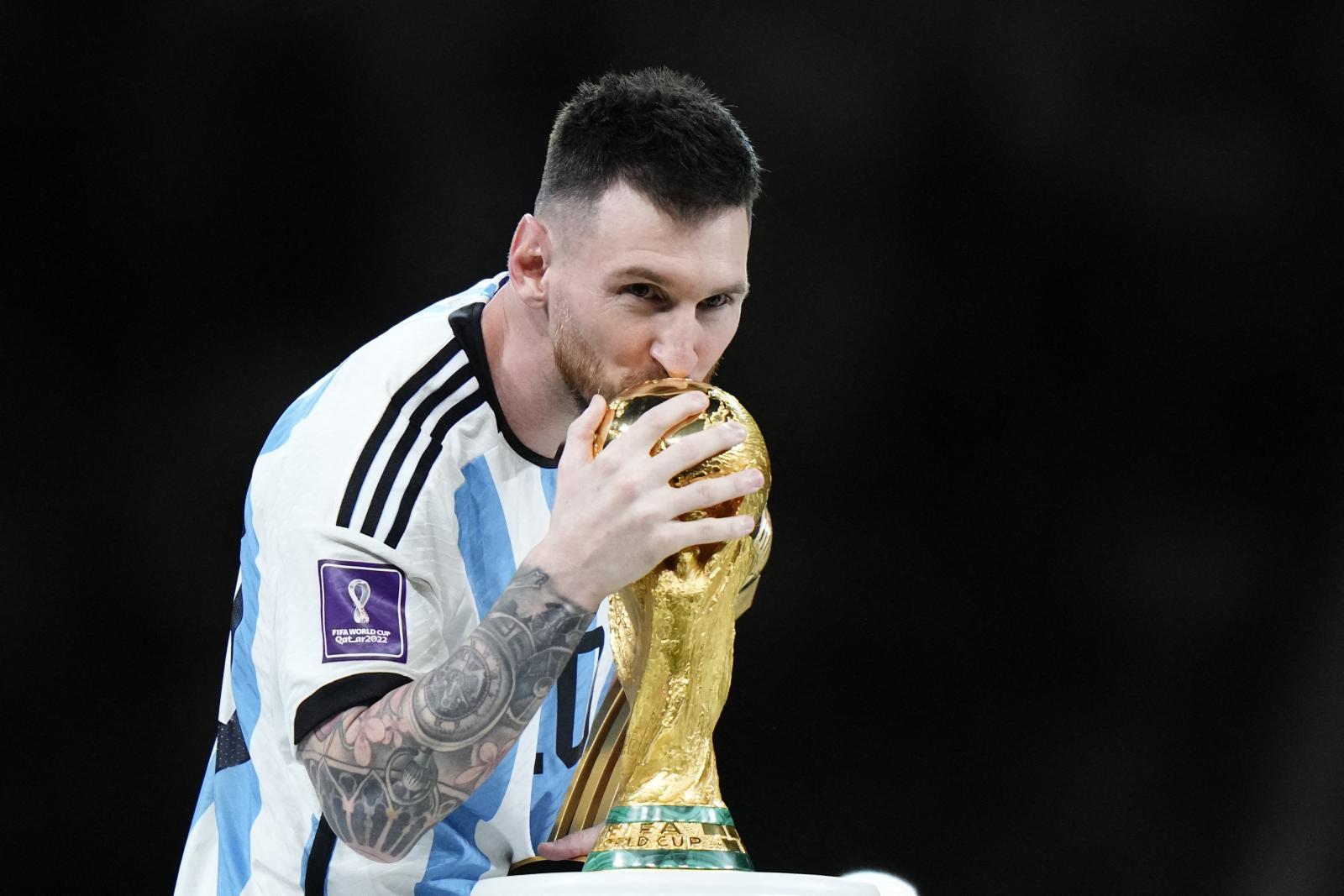 Lionel Messi visszavonul az argentin válogatottságtól, ezt a pályaívet még Vanczák Vili sem tudta kettétörni