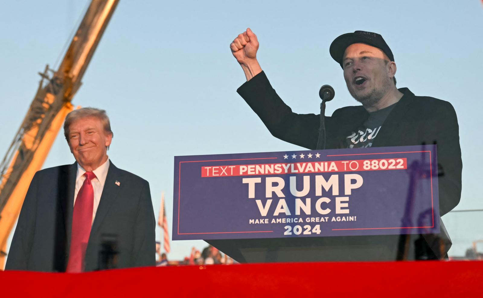 Előnyben a szélsőjobb, nemsokára már indul Trump-adminisztráció európai médiatámogatási rendszere