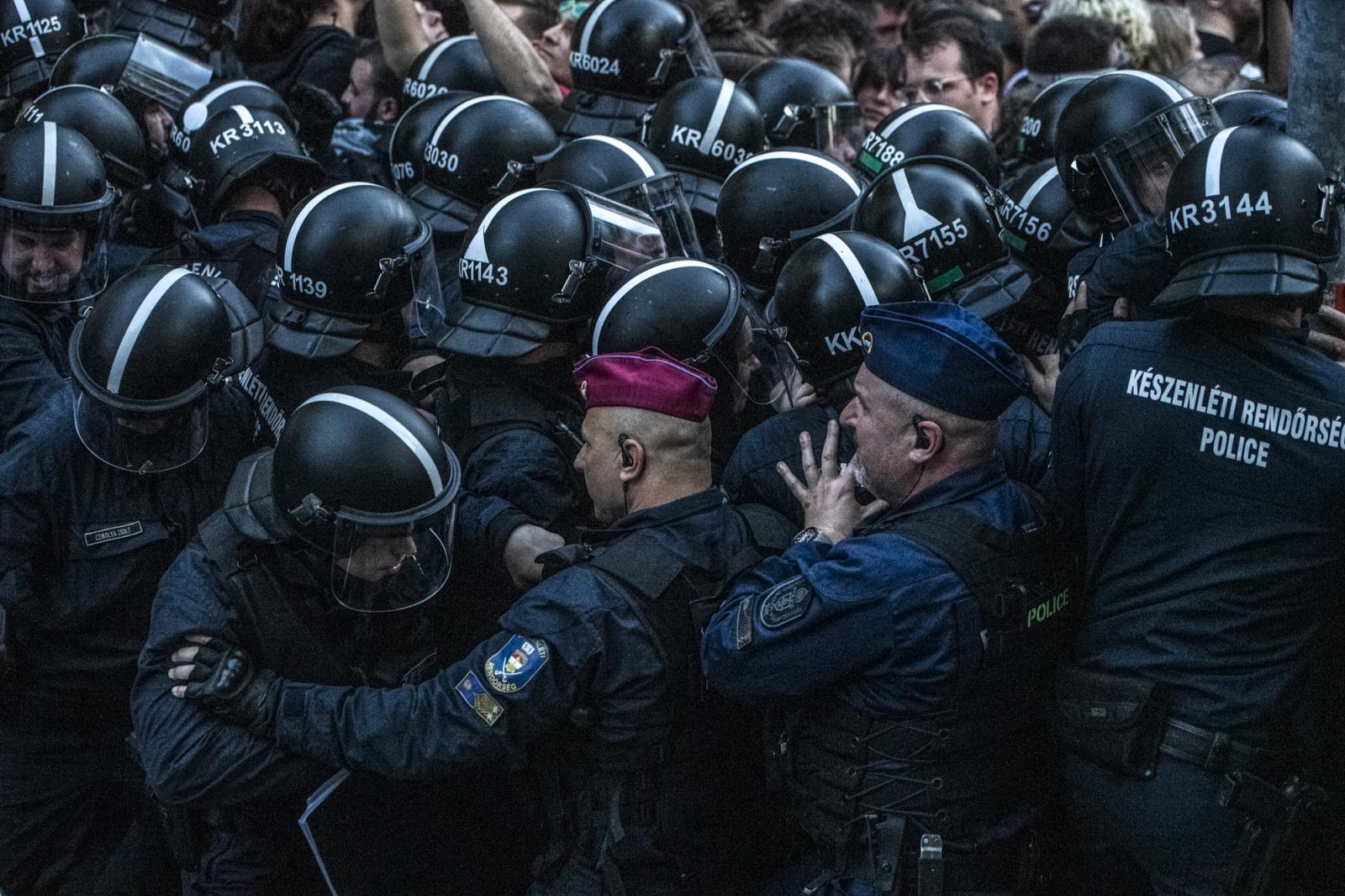 Ezután nem kell többé dolgozniuk a magyarországi rendőröknek a születésnapjukon