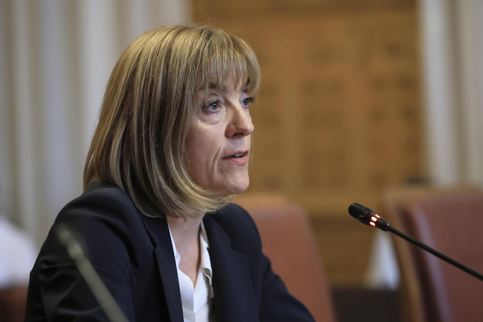 Simán megszavazták a Független Közmédia Testület szakmai jelöltjeit a parlament művelődési bizottságában