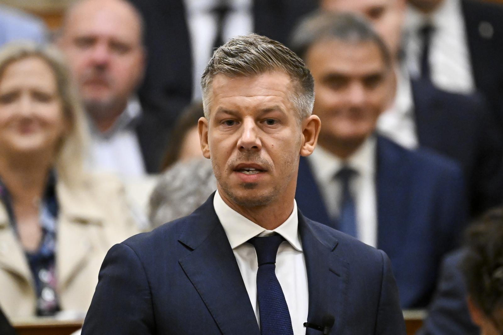 Magyar Péter felszólalásával indul az őszi ülésszak