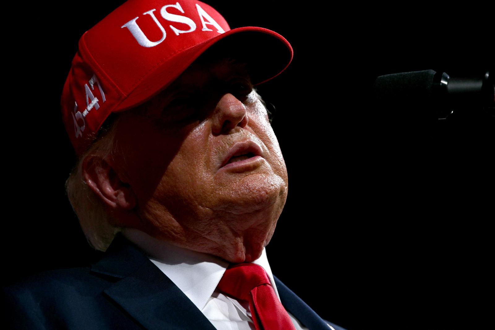 Donald Trump nevetségesnek nevezte, hogy Ursula von der Leyen szerint Kanada az EU első társult tagja lehetne