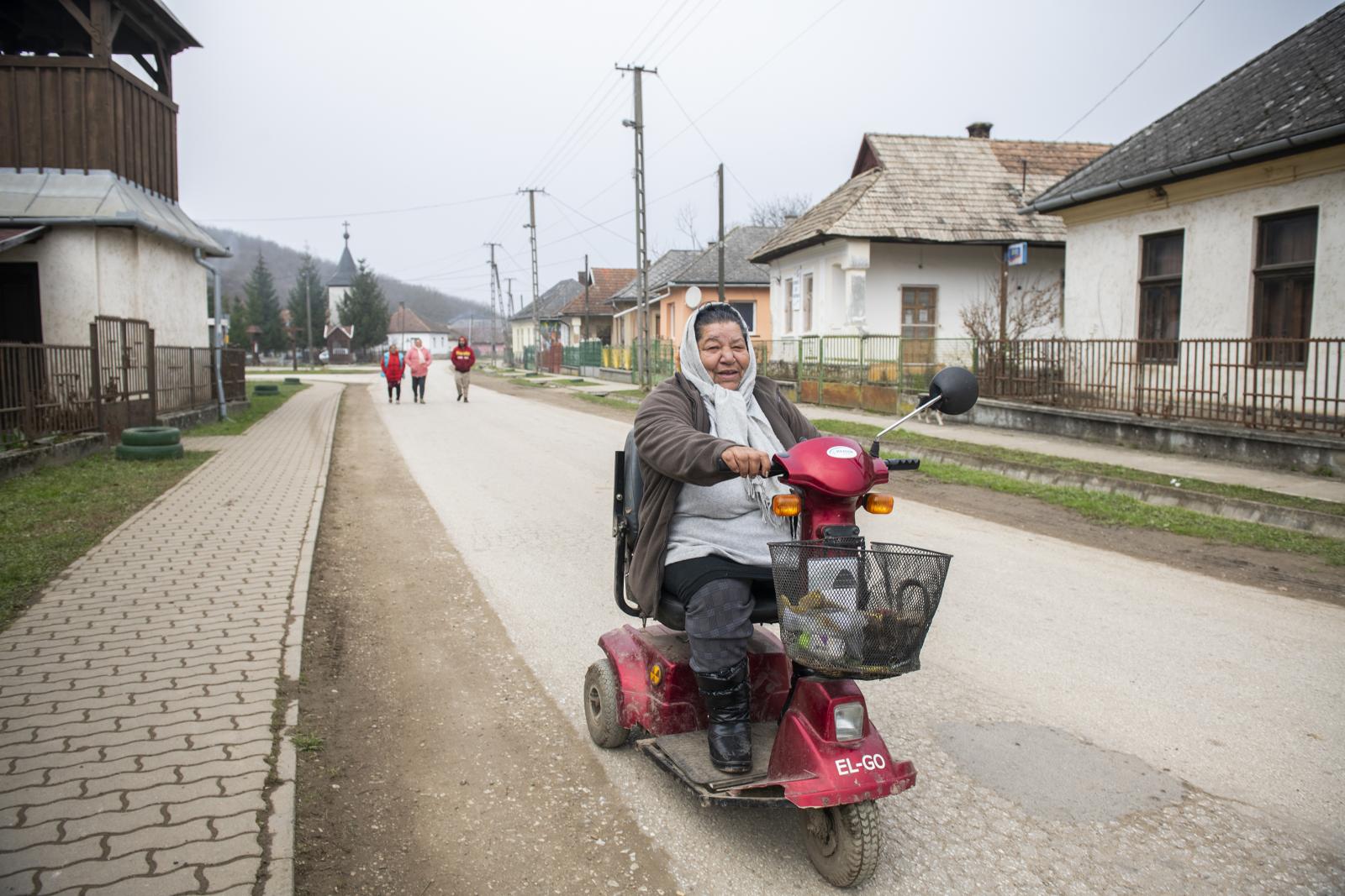 „Ha egy kis faluban még a kocsma is bezár, az a település teljes társadalmi ellehetetlenülését jelzi”