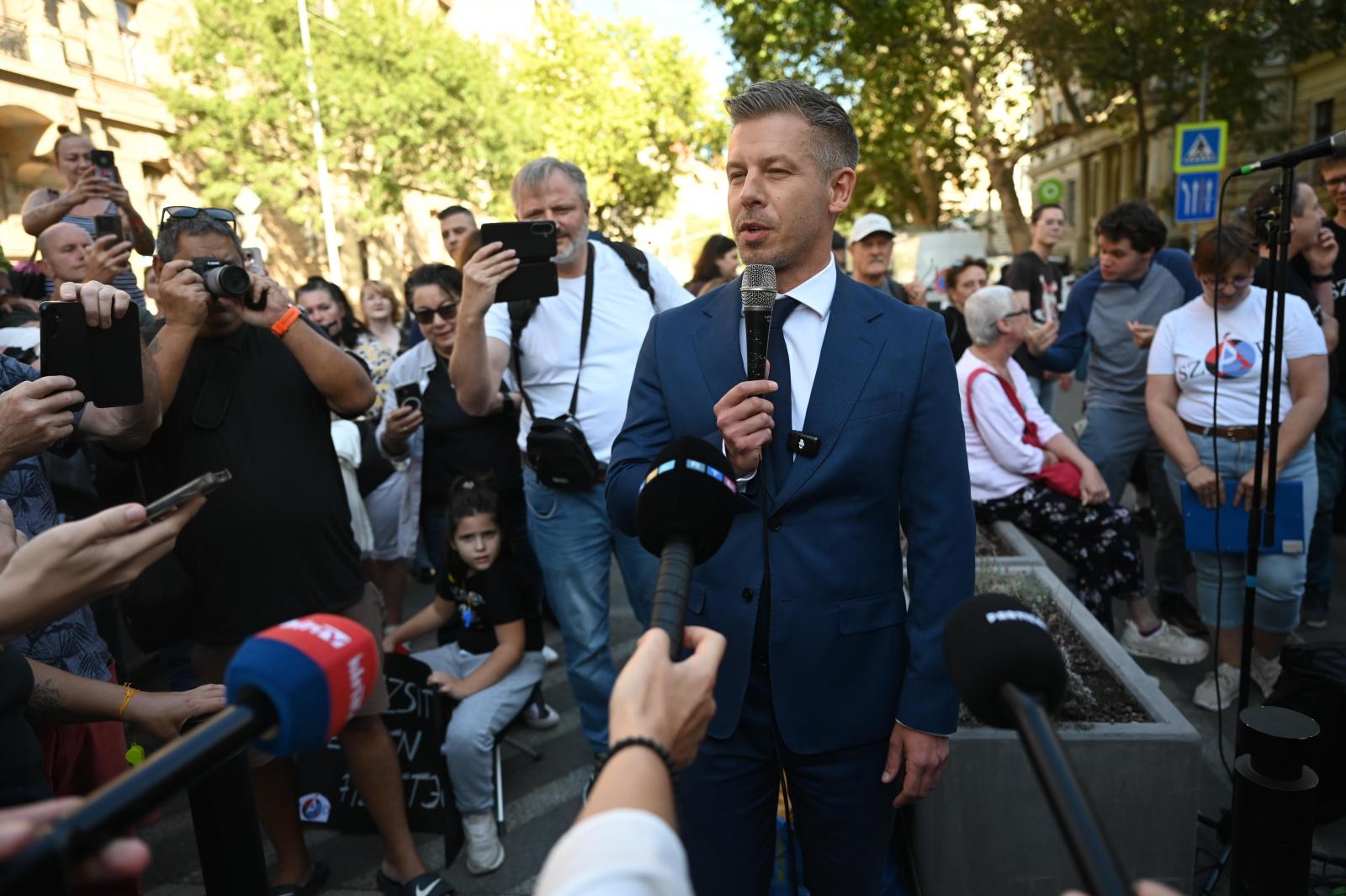 Magyar Péter türelmet kért a szociális dolgozóktól, a 25 százalékos béremelésről még nem született döntés