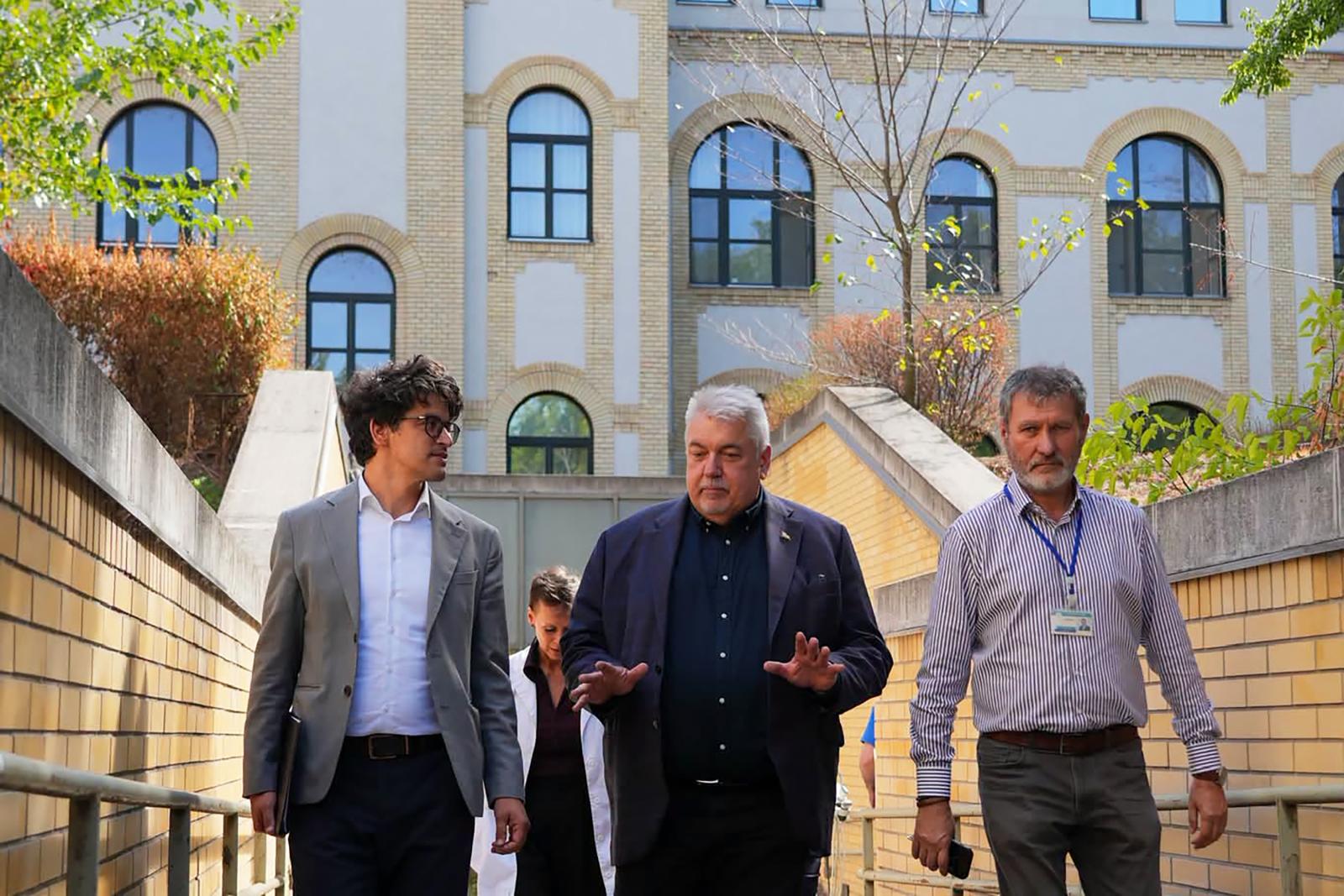 Megszűnik az Uzsoki Utcai Kórházban a VIP-részleg