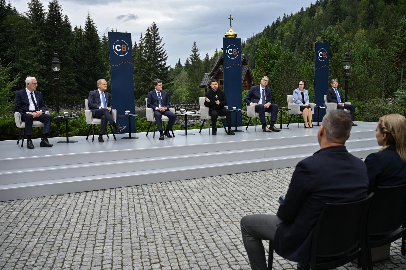 Kárpáti Nyolcak néven új regionális együttműködés indul Kijev kezdeményezésére