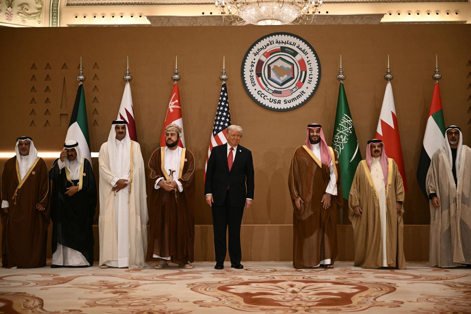 A háború eszkalációjától félnek a Trumppal kedden találkozó Öböl-menti vezetők
