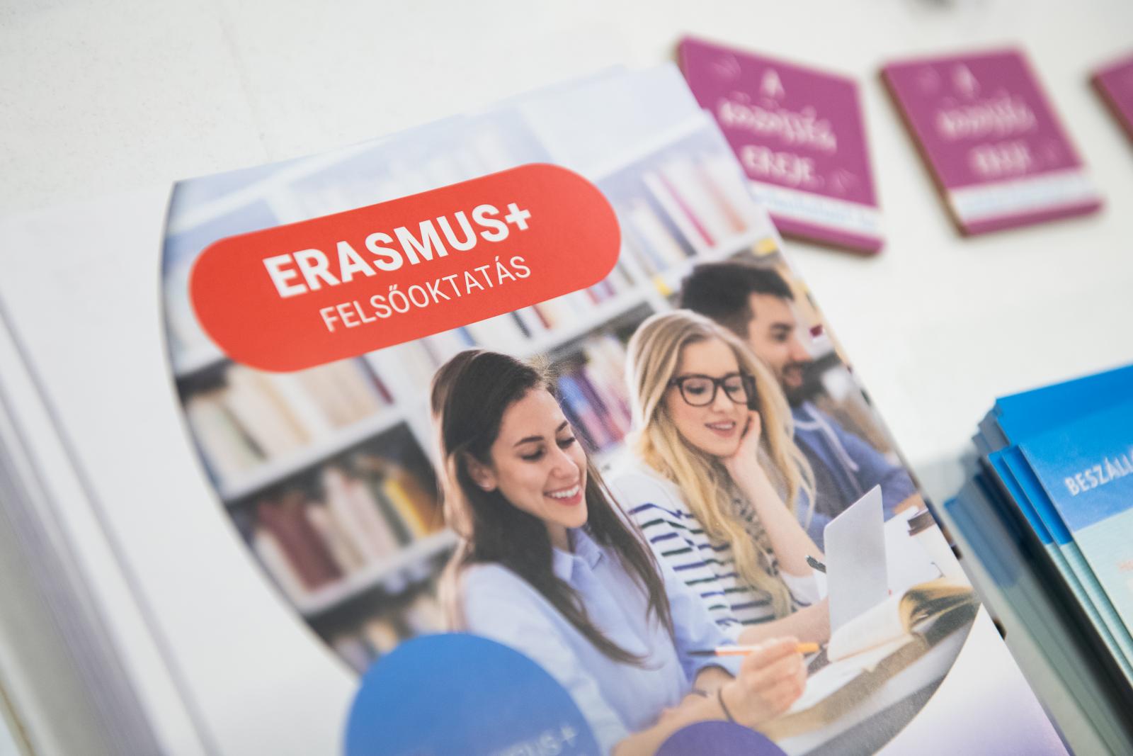 Ismét elérhető lehet Magyarország számára az Erasmus+ és a Horizont Európa