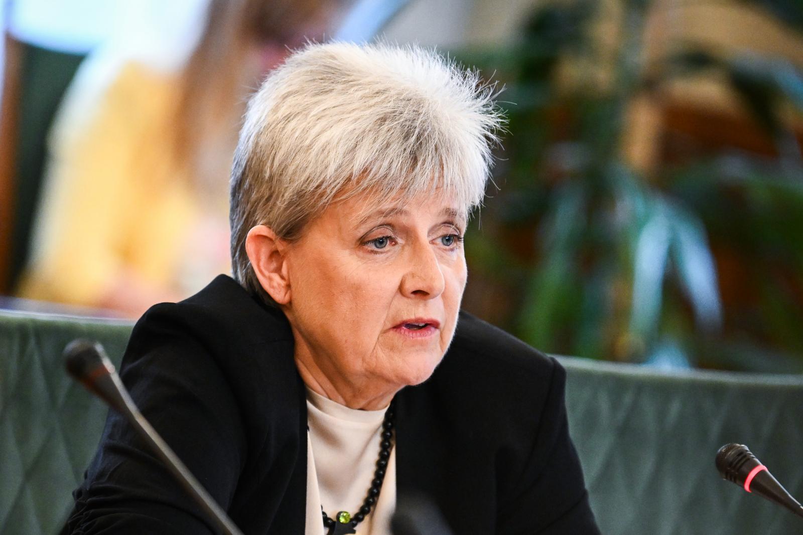 Bocsánatot kért Lannert Judit a futballhasonlatért