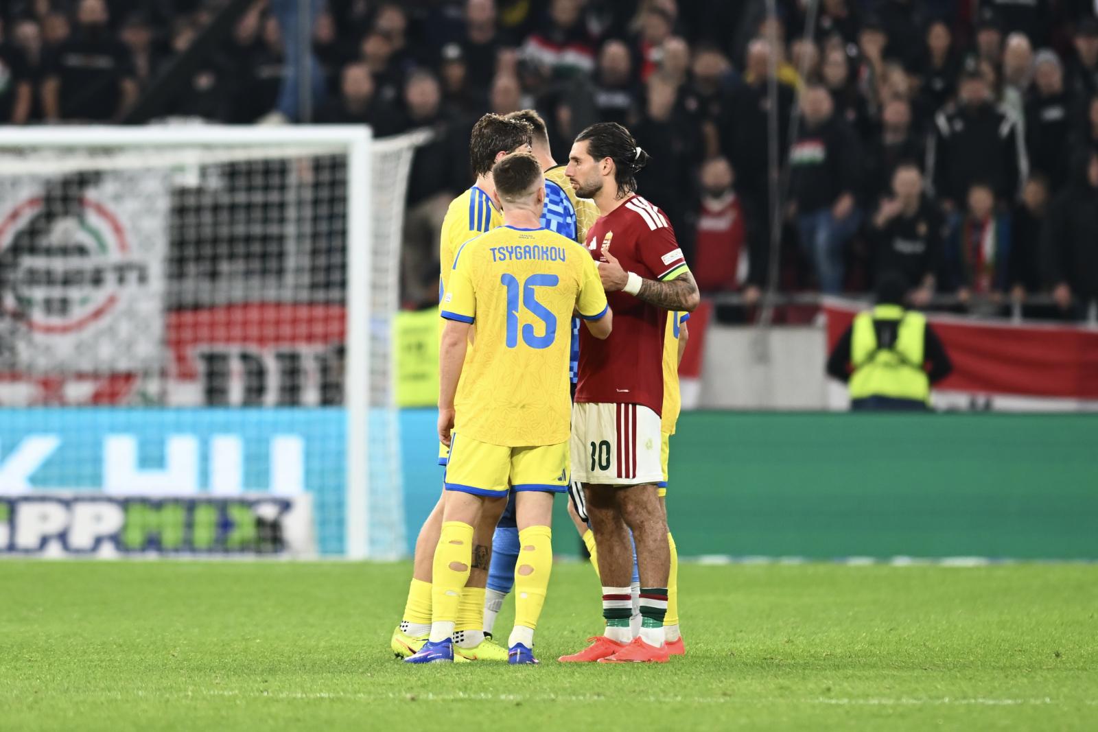 Vizsgálatot indított az OMSZ, egy mentős is belekeveredhetett a magyar-ukrán meccs végén kitört balhéba