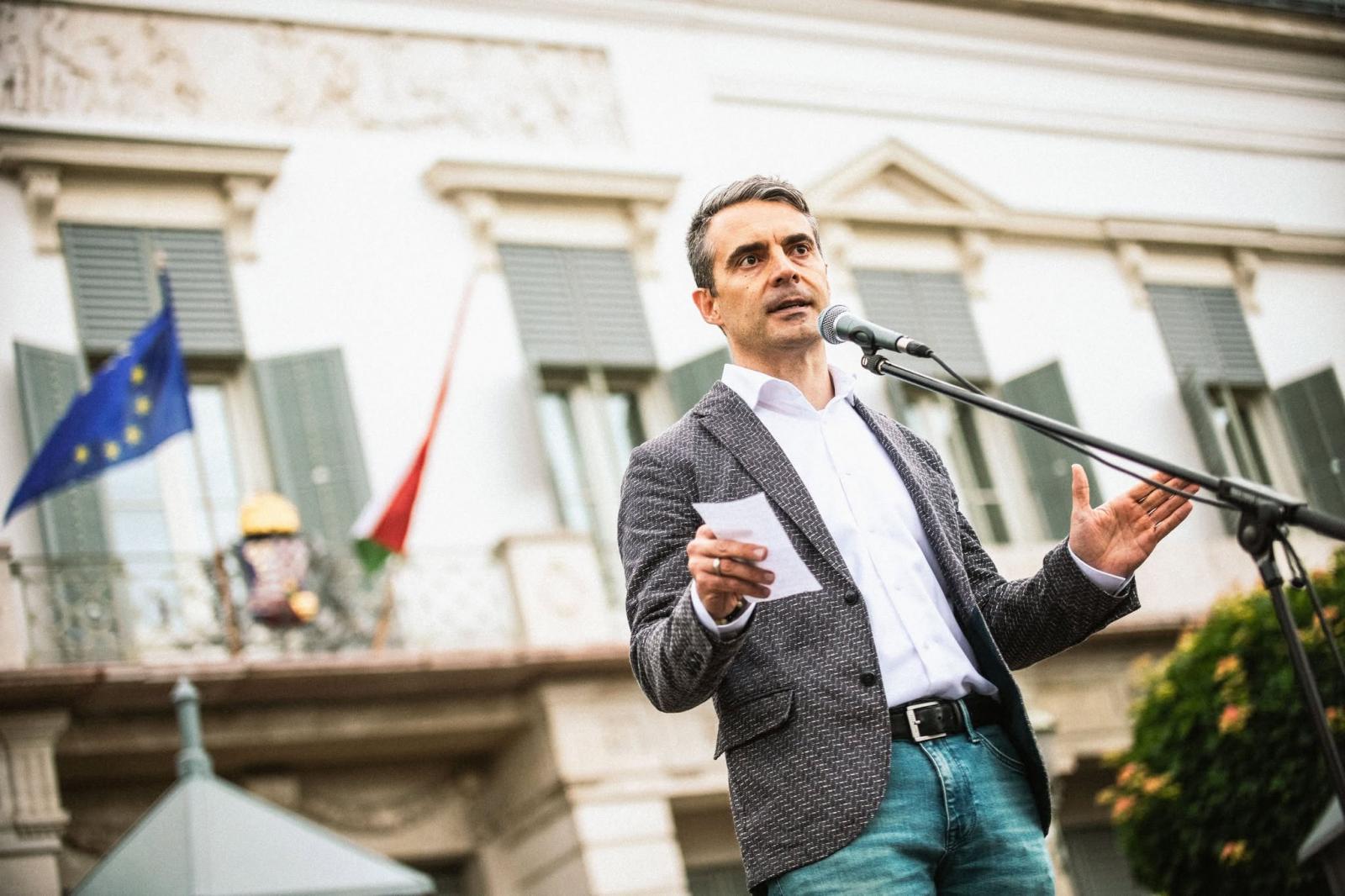 Vona Gábor elmondta, miért vállalta el az RTL műsorában való szereplést, amikor 20 éve még sóval hintette volna be a csatorna székházát
