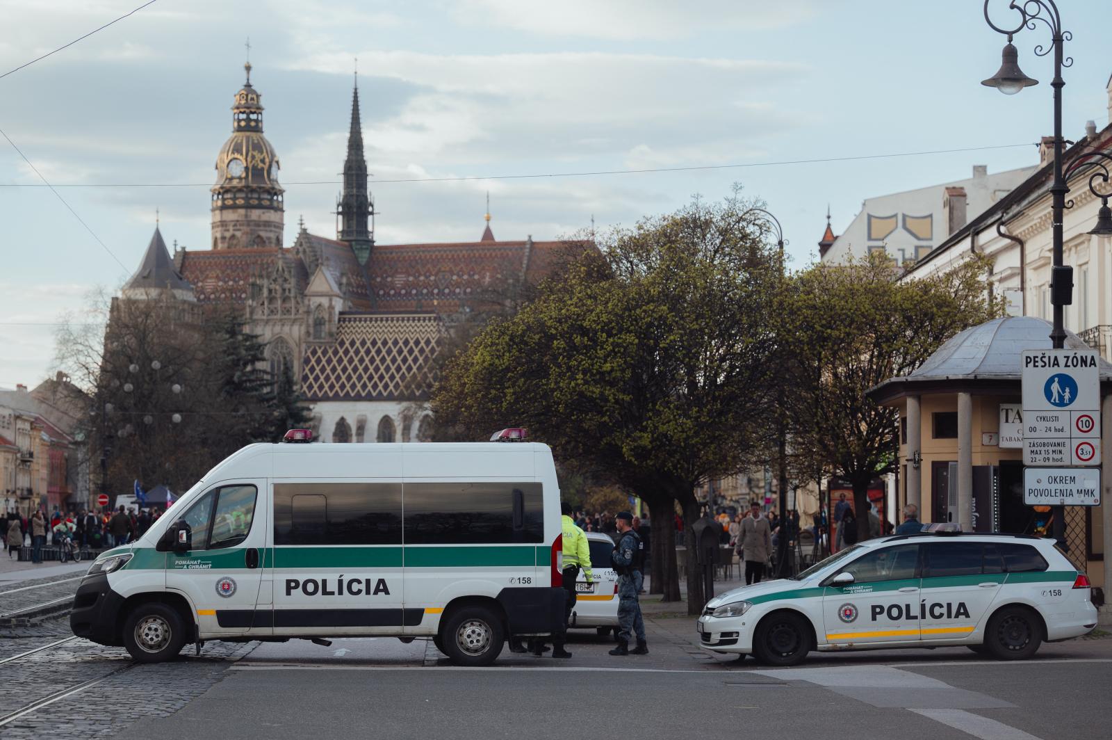 Megölte az egyik tanárát, két másik embert pedig megsebesített egy nyolcadikos diák egy szlovákiai általános iskolában