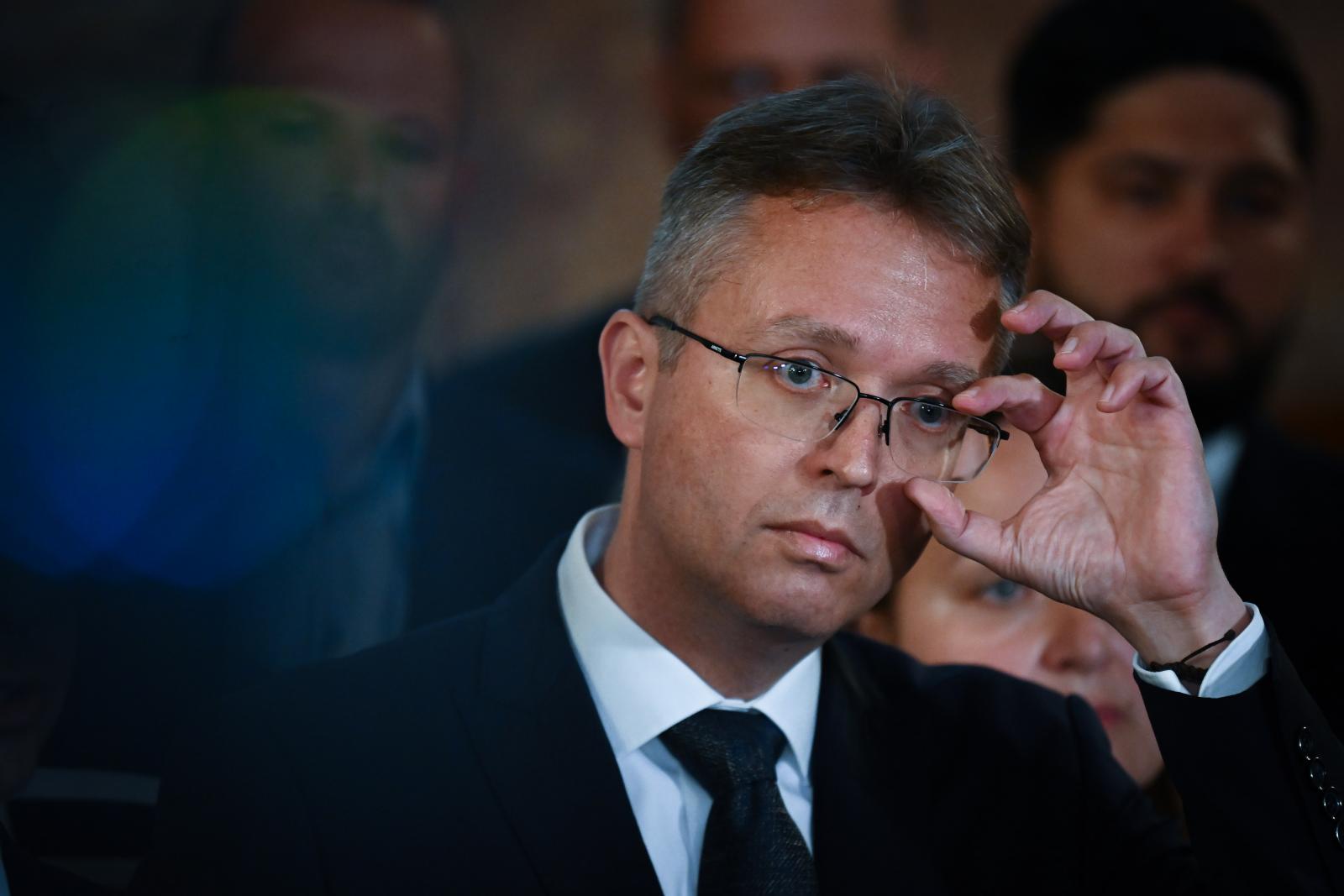 Itt a játék, amivel bárki Hankó Balázs bőrébe bújva szerezheti meg az NKA-milióit