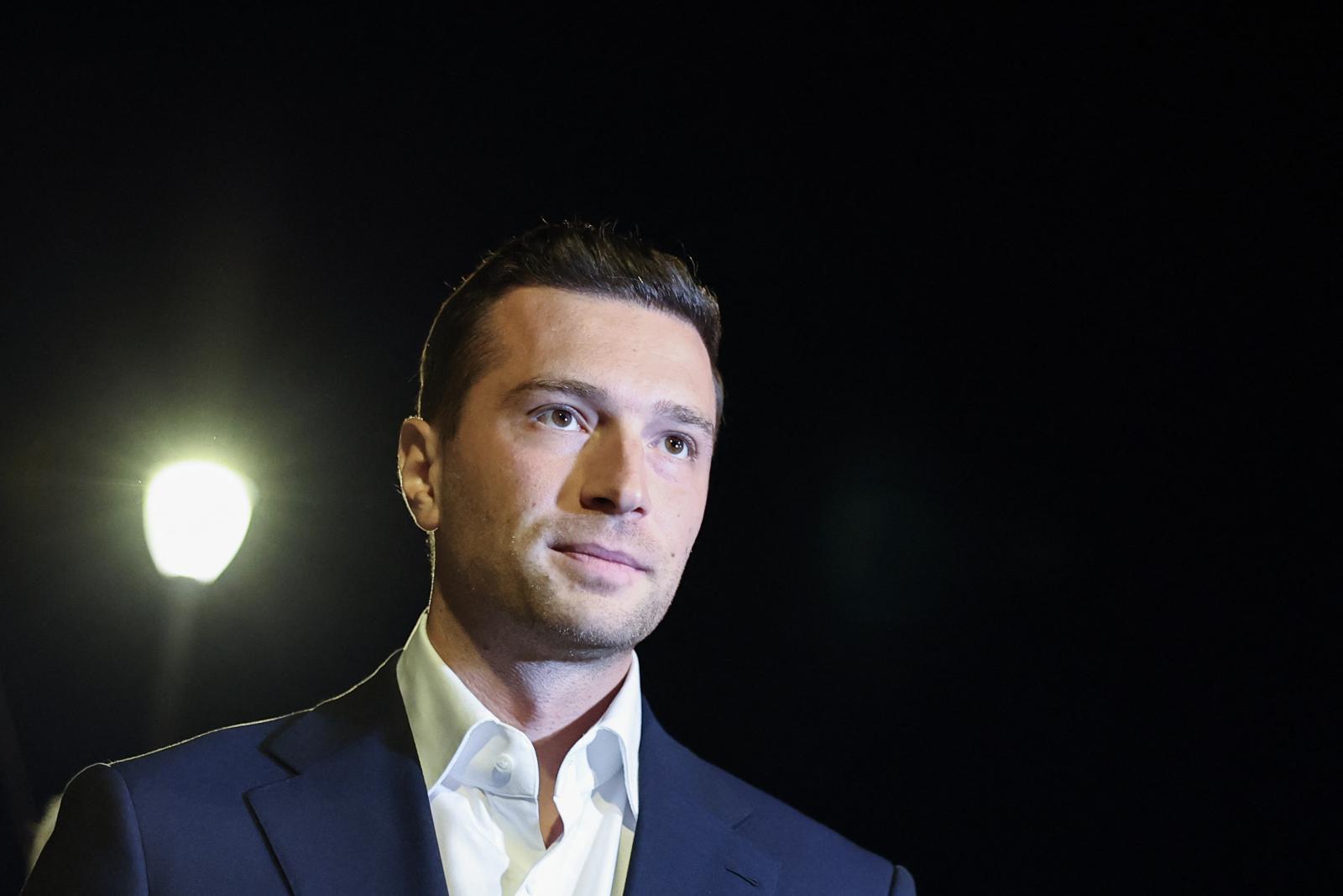 Új bizonyítékok kerültek elő a francia szélsőjobb vezére, Jordan Bardella antiszemita üzeneteiről